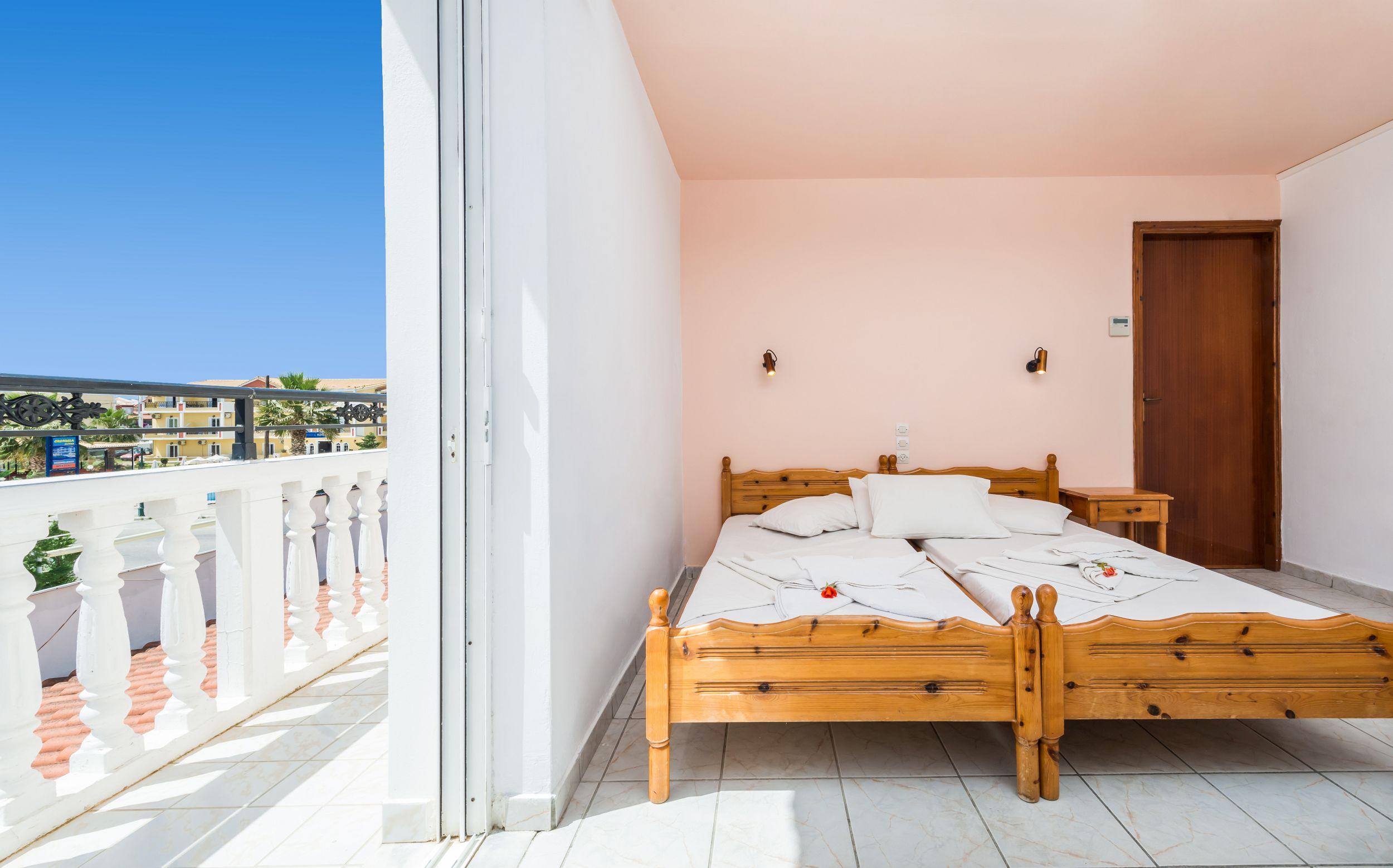 Athina Apartments Zakynthos Town Luaran gambar
