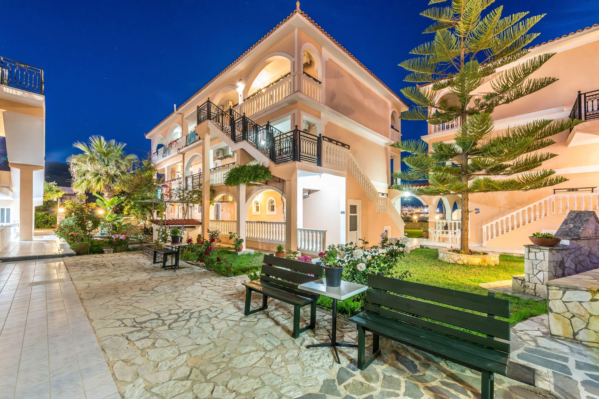 Athina Apartments Zakynthos Town Luaran gambar