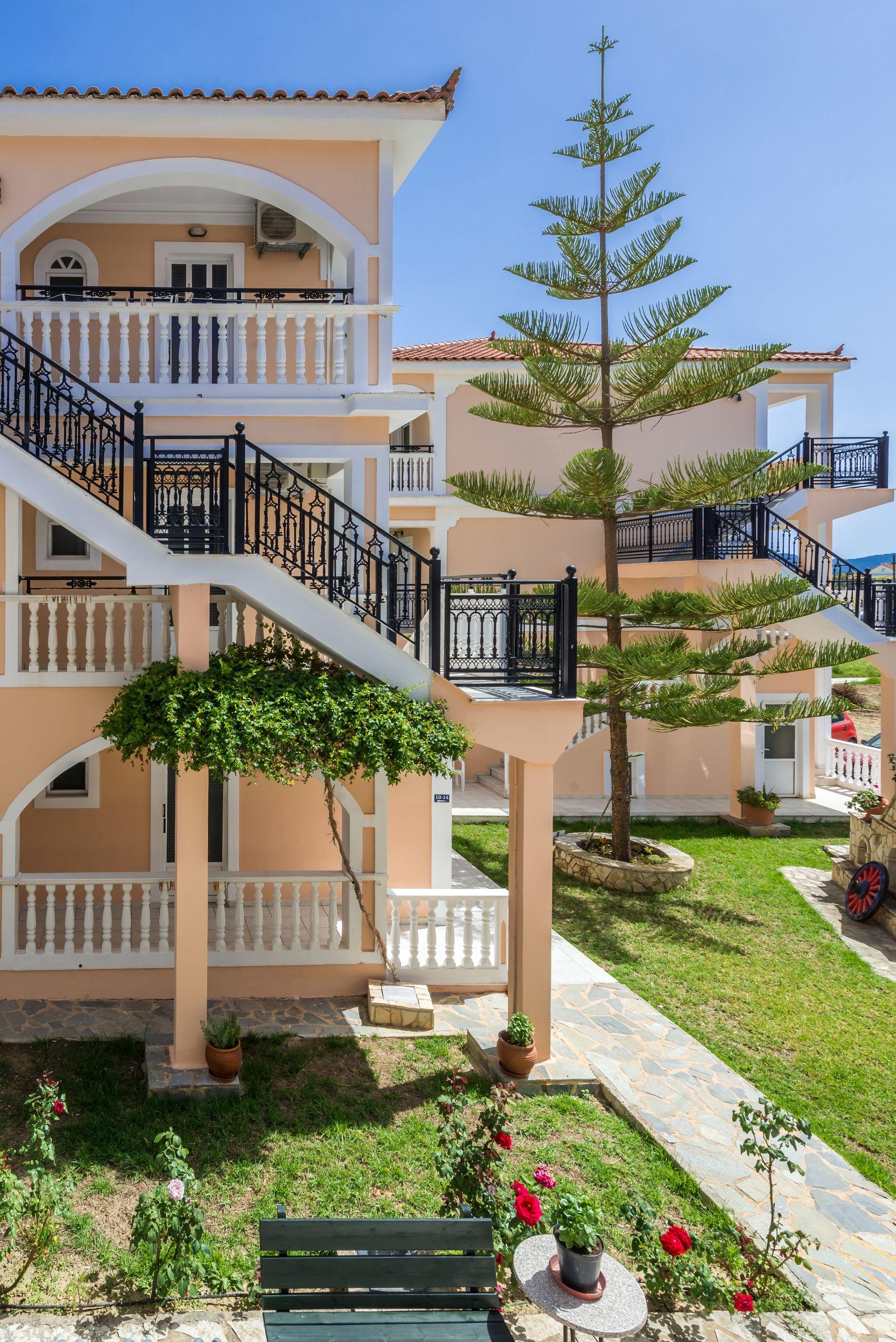 Athina Apartments Zakynthos Town Luaran gambar