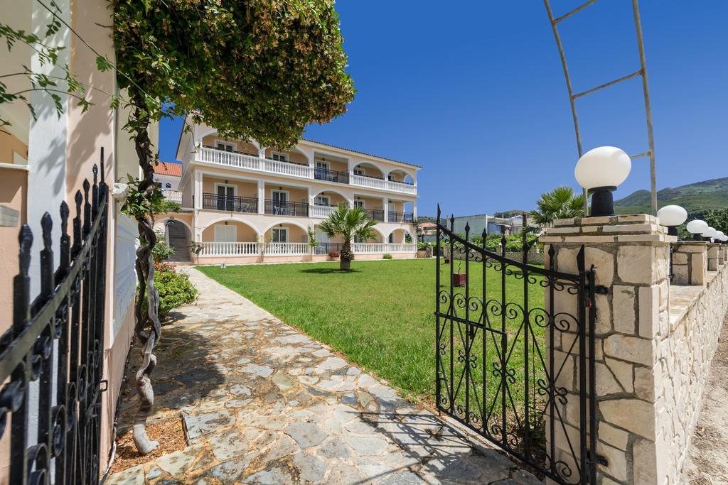 Athina Apartments Zakynthos Town Luaran gambar